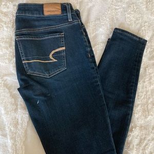AE size 2 short, jegging, super stretch dark denim
